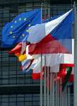 El Gobierno aprueba el referéndum sobre Constitución de la UE El Gobierno aprueba el referéndum sobre Constitución de la UE
