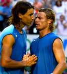 Hewitt remonta y se impone a Nadal en el Abierto de Australia Hewitt remonta y se impone a Nadal en el Abierto de Australia