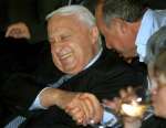 Sharon ve la oportunidad de lograr un 'progreso histórico' Sharon ve la oportunidad de lograr un 'progreso histórico'