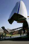 Uzbekistán prohibirá a aviones de la OTAN sobrevolar su espacio Uzbekistán prohibirá a aviones de la OTAN sobrevolar su espacio