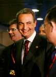 Zapatero admite errores del Gobierno y confía en el fin de ETA Zapatero admite errores del Gobierno y confía en el fin de ETA