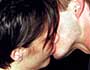 Victoria Beckham besito