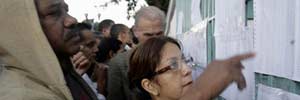 Largas colas para votar Largas colas para votar