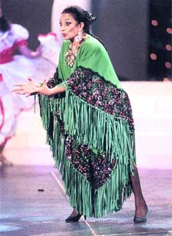LOLA FLORES ANTENA 3 lola flores antena 3: