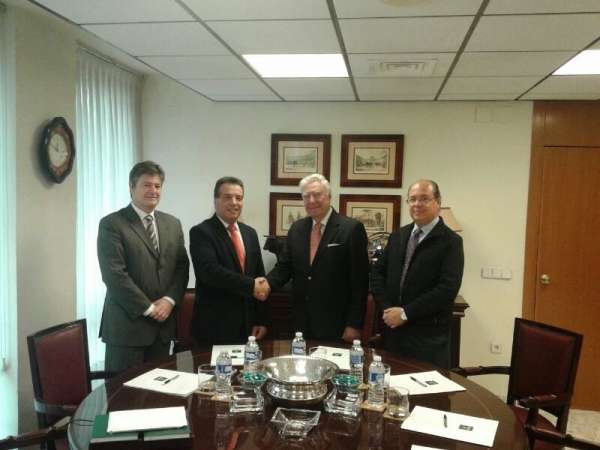 Fundación Caja Rural del Sur y Opracol Sevilla, unidos para la mejora del sector del aceite y la aceituna de mesa