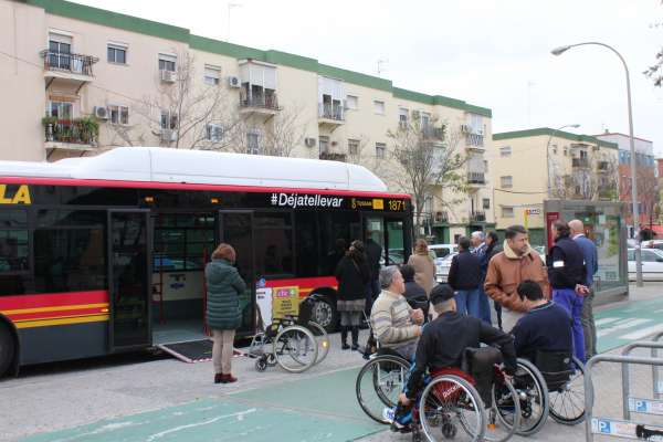 La Junta participa en una acción formativa sobre el uso de medios de transporte por personas con discapacidad