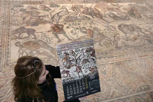 Los mosaicos de La Olmeda ilustran el calendario 2016 de historia de National Geographic