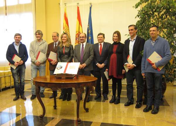 El Gobierno de Aragón promoverá un pacto por la ciencia con las fuerzas políticas y los investigadores