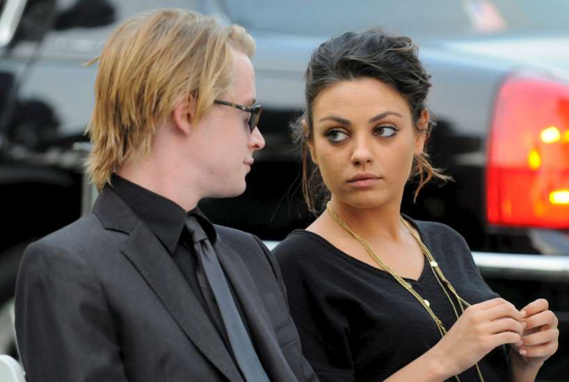 Mila Kunis y macaulay culkin Mila Kunis y macaulay culkin