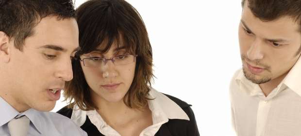 Un grupo de empleados