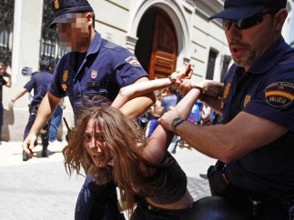 Carga contra el 15-M en Valencia