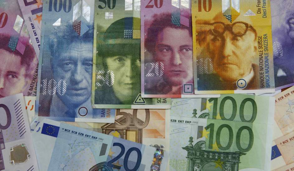 El Supremo decide hoy si los afectados por hipotecas multidivisa recuperarán lo pagado de más