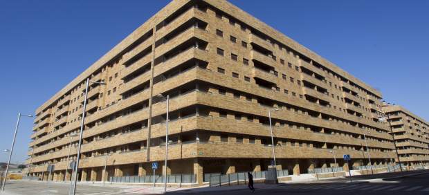 El excedente de viviendas sin vender es de 462.000 inmuebles, menos de la mitad que en 2008