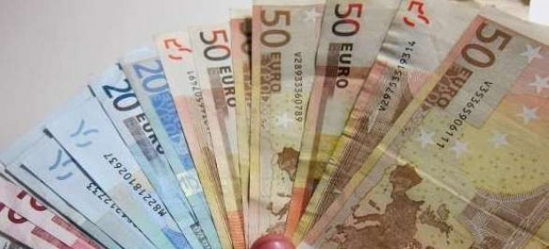 Dinero Dinero