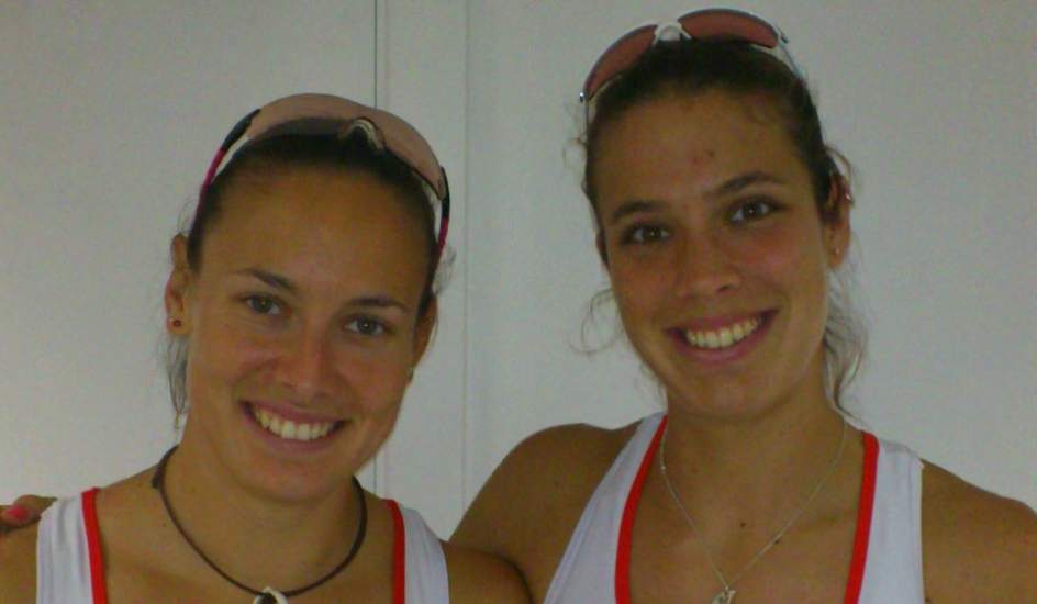 Liliana Fernández y Elsa Baquerizo han ganado sus dos partidos de voley-playa. - 71214-944-550