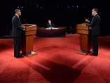 Obama y Romney debaten en Denver Obama y Romney debaten en Denver
