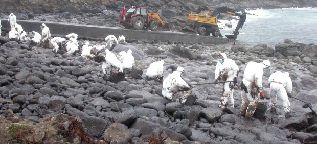 Luchando contra la marea negra