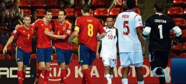España gana su primer partido en el Mundial de fútbol sala