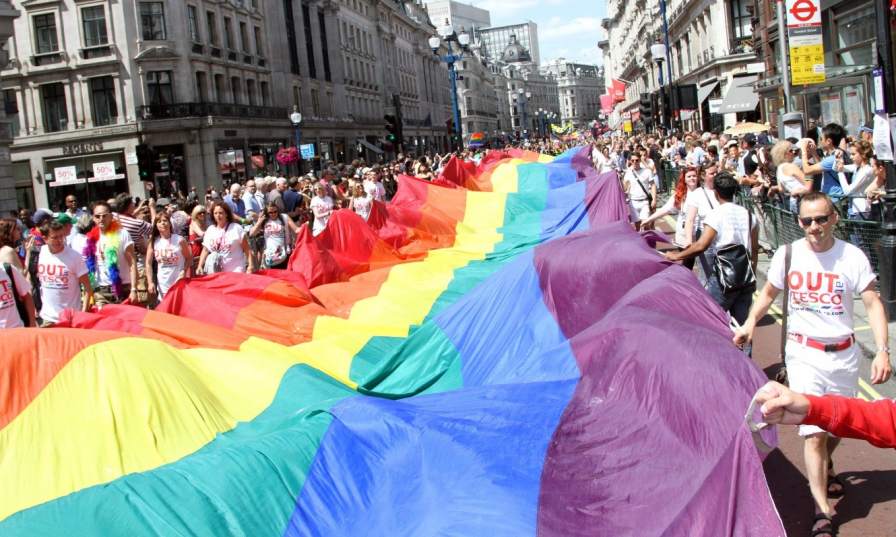 Resultado de imagen para Reino Unido orgullo gay
