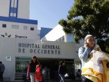 Una niña de 13 años da a luz Una niña de 13 años da a luz