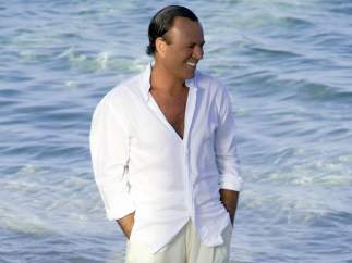 Julio Iglesias