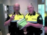 Investigados por fotografiarse con multas Investigados por fotografiarse con multas