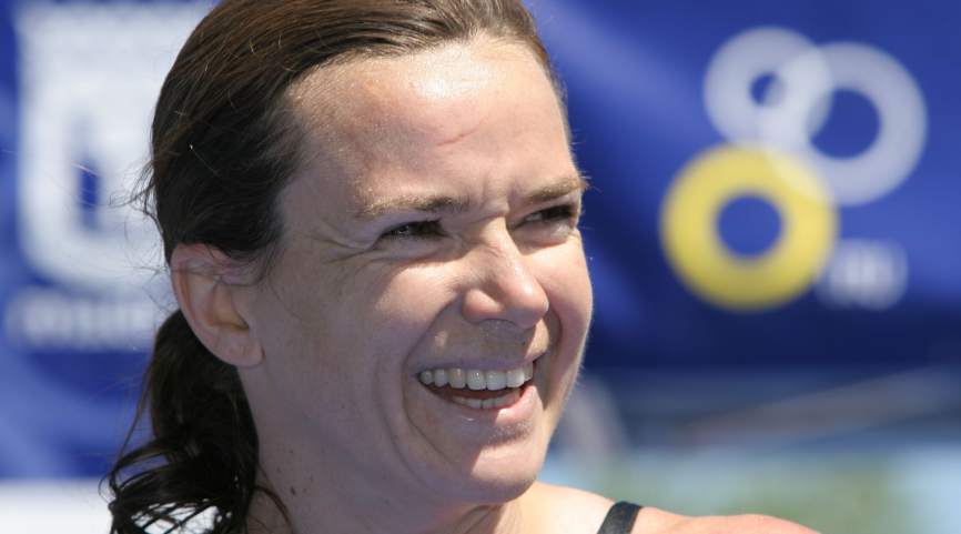 La triatleta Ana Burgos abandona la alta competición - 117877-866-481