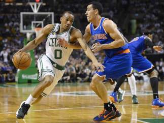 Avery Bradley y Pablo Prigioni