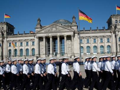 Soldados alemanes en el Reichstag