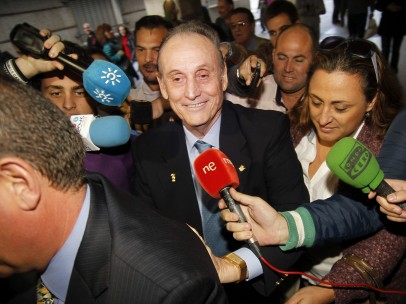 El expresidente del Betis, Manuel Ruiz de Lopera, ante el juez