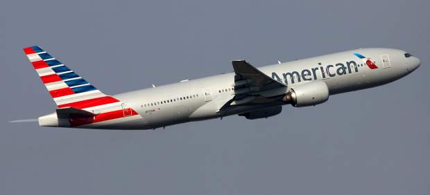 Un avión de American Airlines