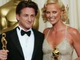 Sean Penn y Charlize Theron Sean Penn y Charlize Theron