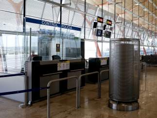 Control policial en Barajas