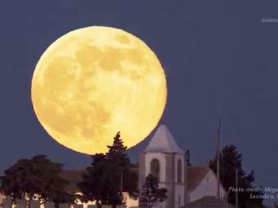 Una superluna