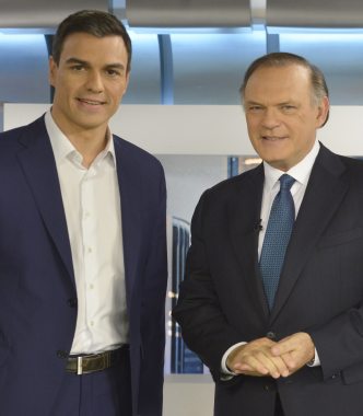 Pedro Sánchez y Pedro Piqueras