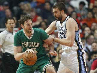Pau y Marc Gasol, enfrentados