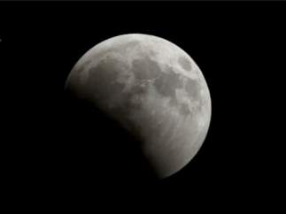 Eclipse lunar