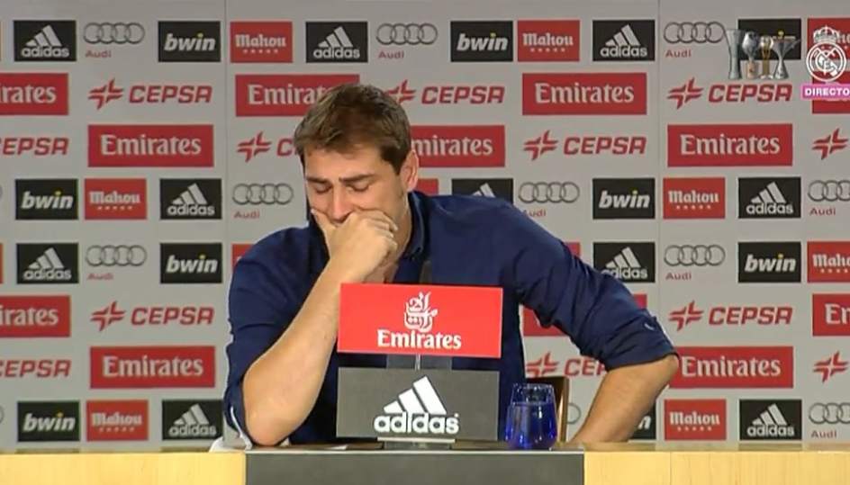 Iker Casillas entre lagrimas Iker casillas despidiéndose del Real Madrid entre lagrimas