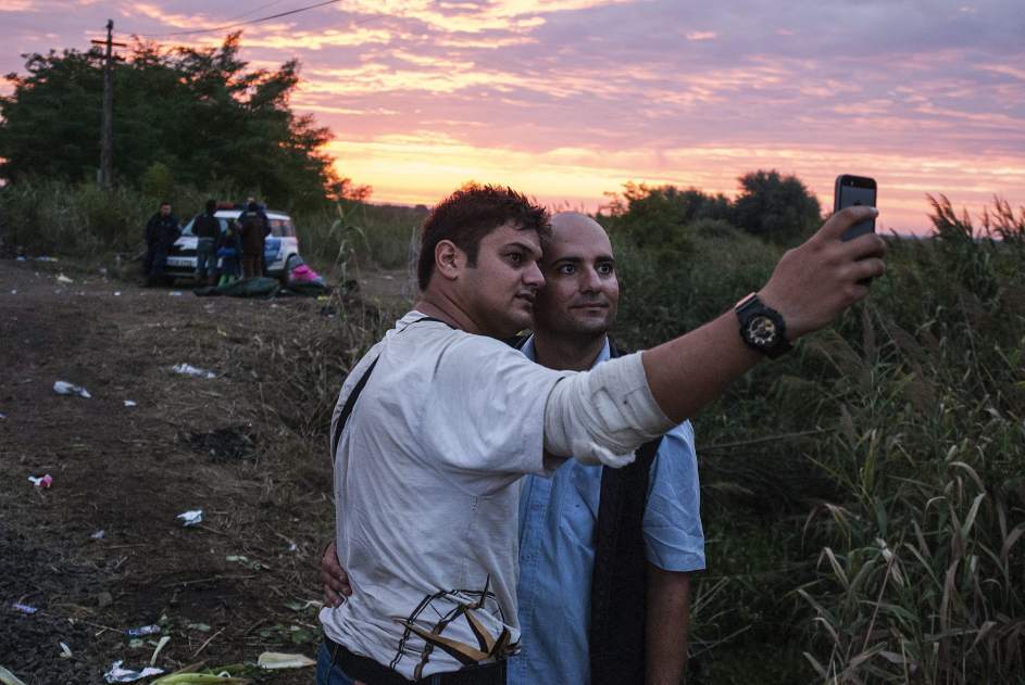 Un selfie tras entrar en Europa