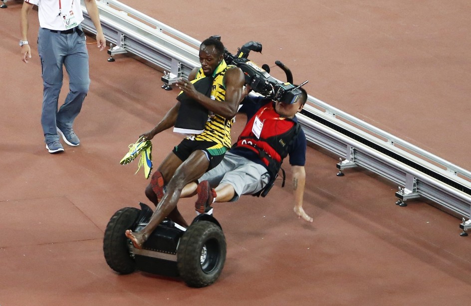 Bolt, arrollado por un cámara