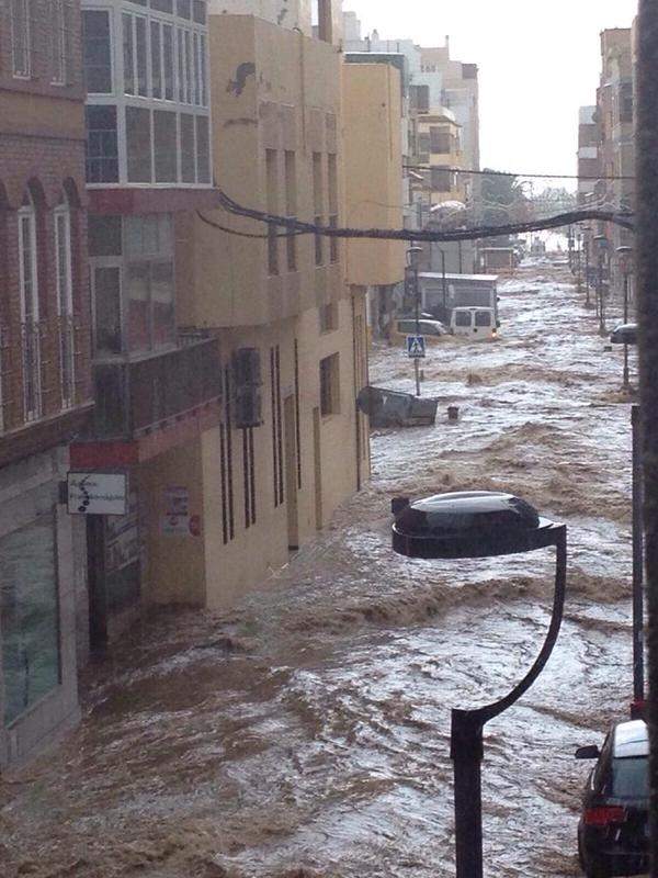 GRANDES INUNDACIONES EN ALMERIA grandes inundaciones en almeria: