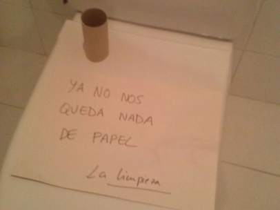 Sin papel higiénico en los juzgados de Catarroja (Valencia).