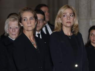La infanta Cristina, en la misa en la que ha coincidido con la familia Real