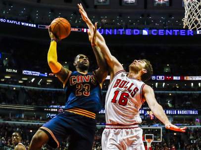Pau Gasol y Lebron James