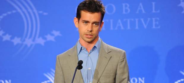 El jefe de Twitter desmiente que vayan a cambiar su 'timeline' para parecerse al de Facebook
