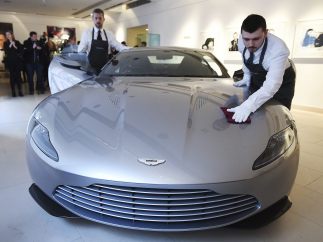 Un Aston Martin de Bond, a subasta