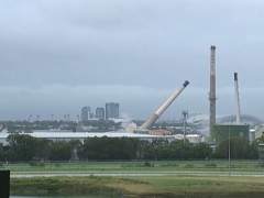 Demolición de una refinería en Sidney