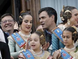 Ximo Puig y Pedro Sánchez en las Fallas.