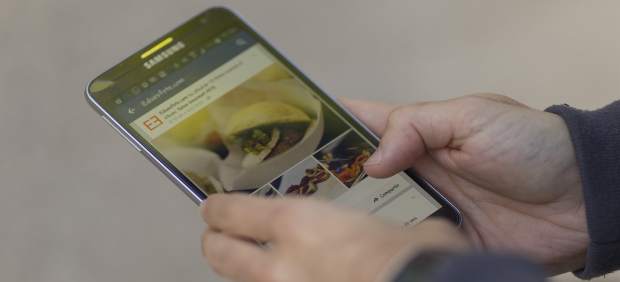 Redes sociales, internet, teléfono inteligente, móvil, smartphone, Samsung