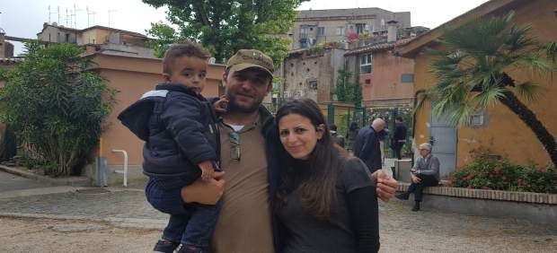 Un sirio rescatado por el Papa: "Ha hecho más por nosotros que cualquier líder musulmán"